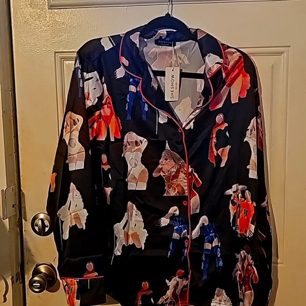 NWT Silky Sheshow Pajamas L